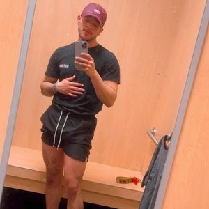 Meet your Posher, Angel